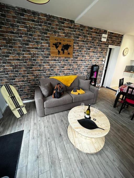 Chez Rose Apartment เอิลท์ ภายนอก รูปภาพ